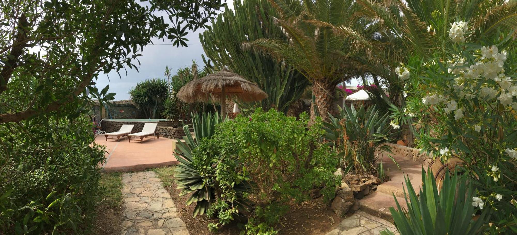 Le Casette Di Marilena Agave Iucca * Pantelleria